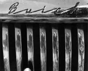Buick
Grilled Photographer